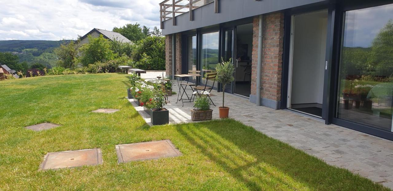 Le Repaire Du Nez Rouge Apartment Stavelot Exterior foto